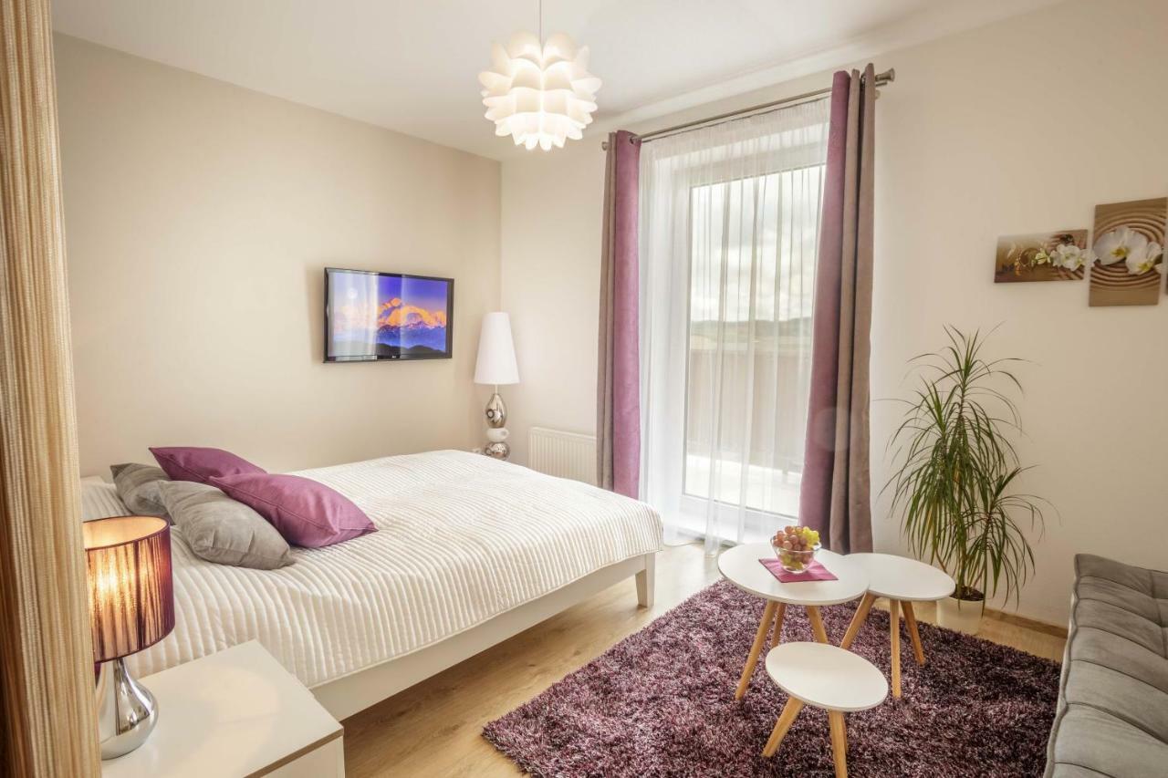 Luxurious, Lovely And Romantic Apartment In Tábor Exterior foto